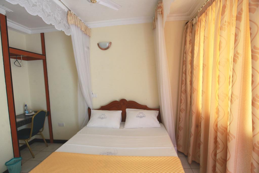 Coastgate Hotel Mombasa Exteriör bild